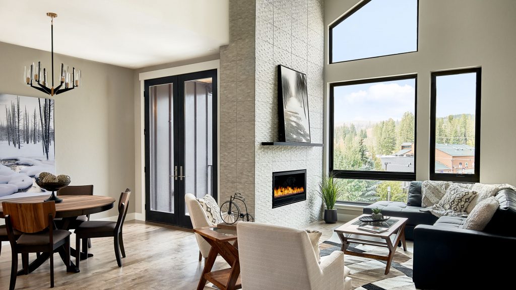 Living Room Rendezvous Center